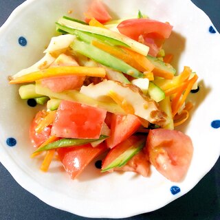 夏野菜とちくわのサラダ